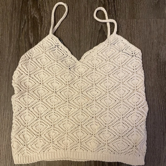 Crochet top - Picture 2 of 3